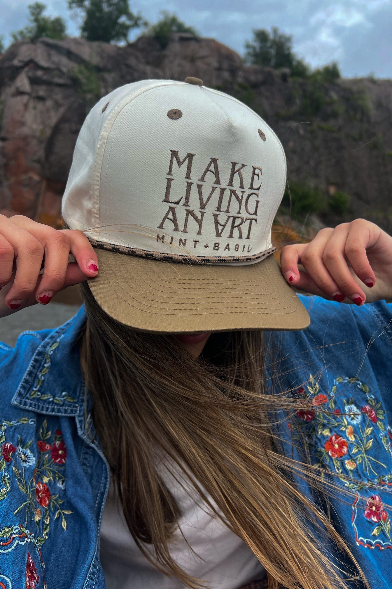 Make Living an Art Snapback