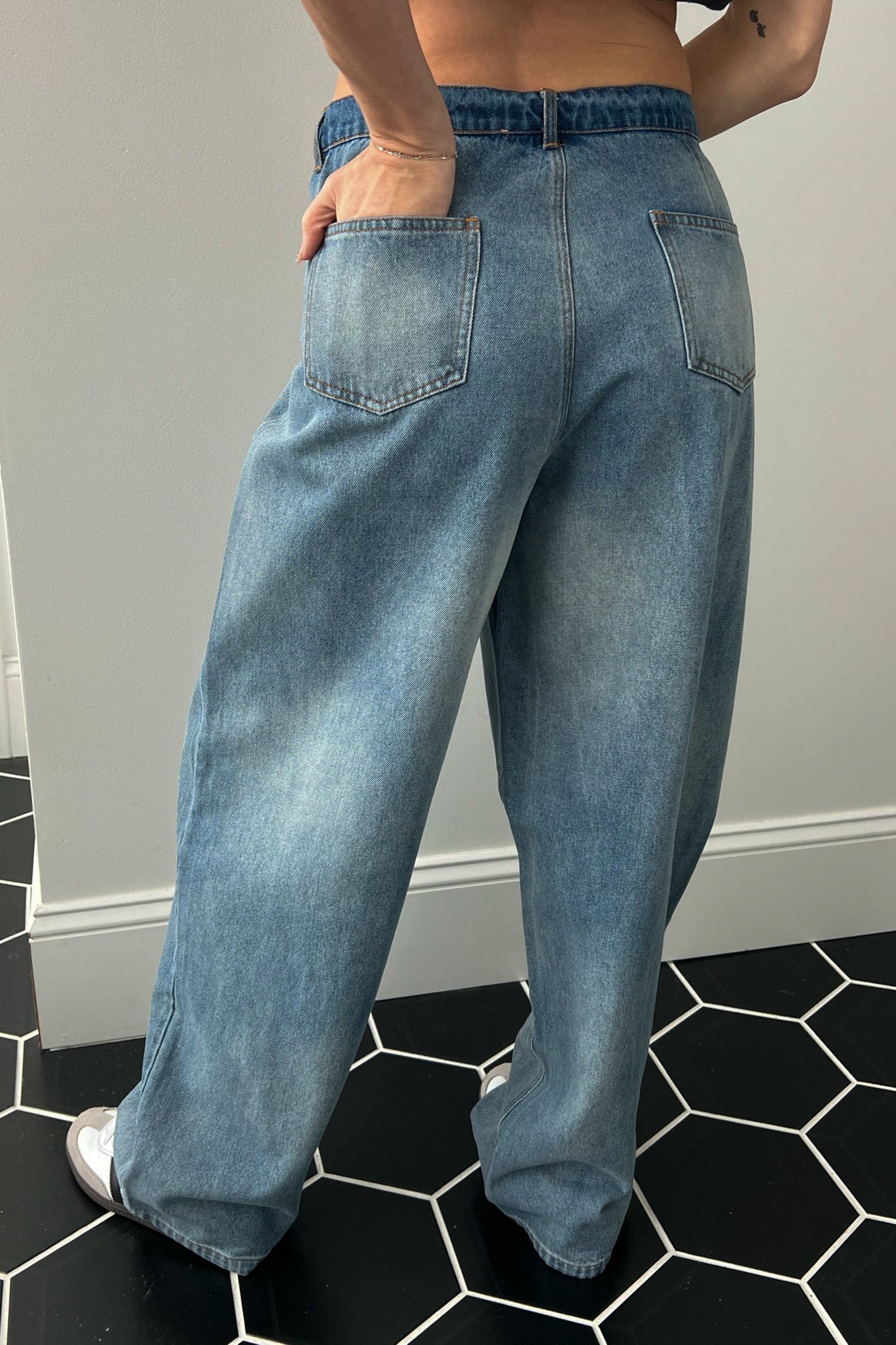 24' Jeans