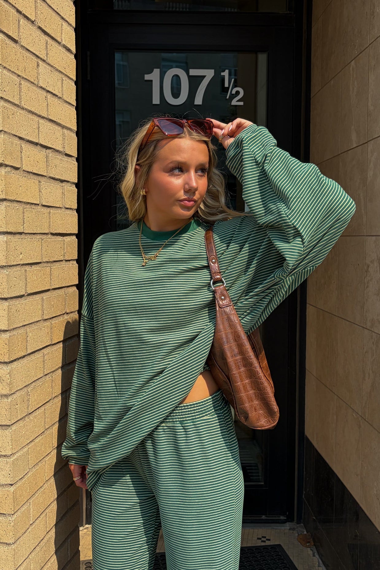Barton Set Top