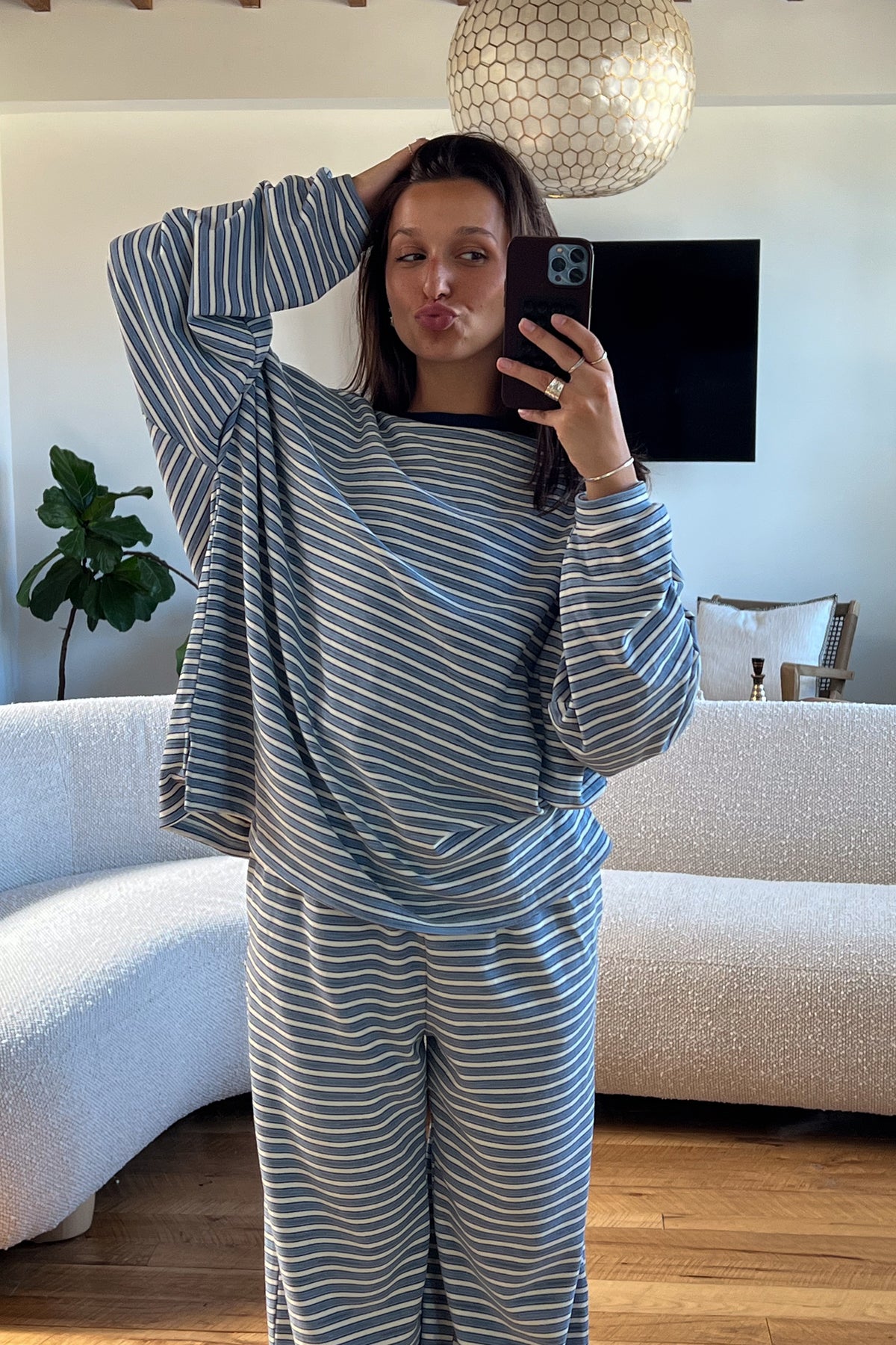 Maggie Set Top
