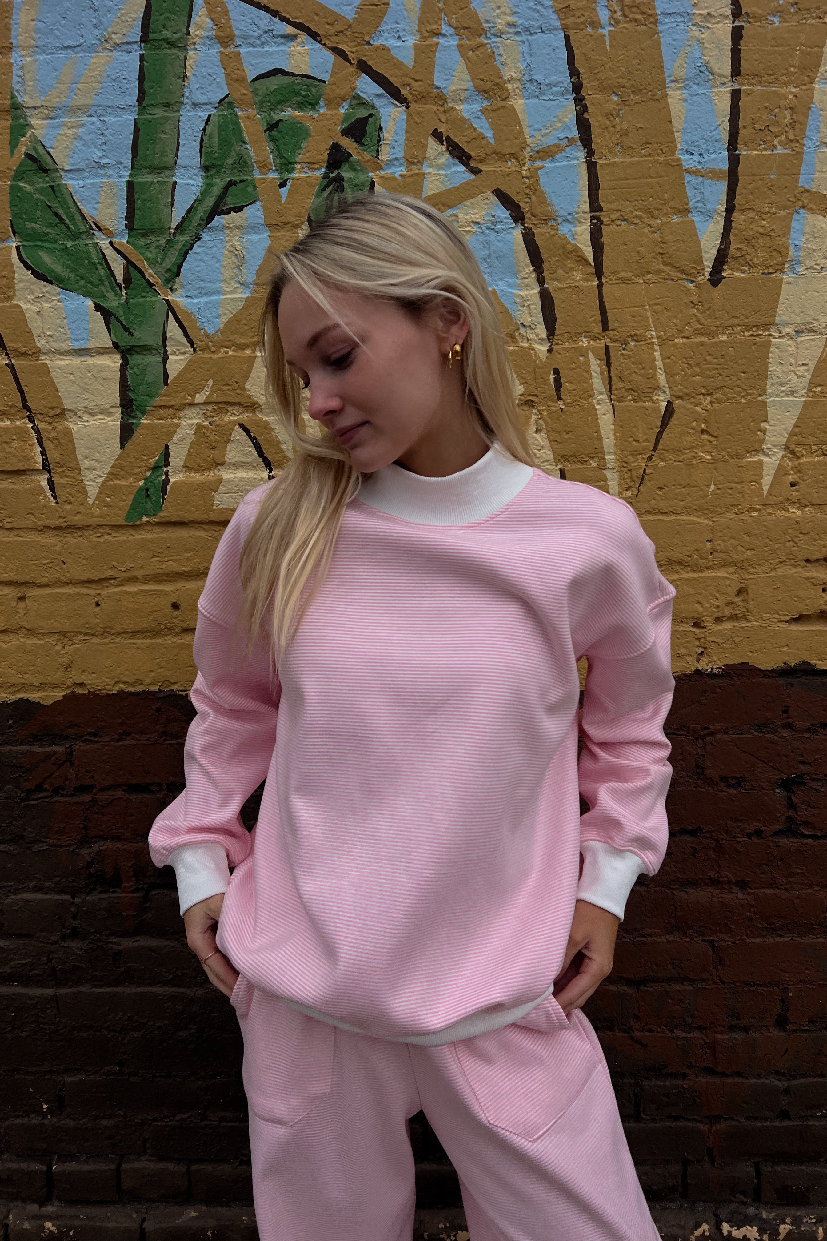 Evans Set Mock Neck Sweatshirt