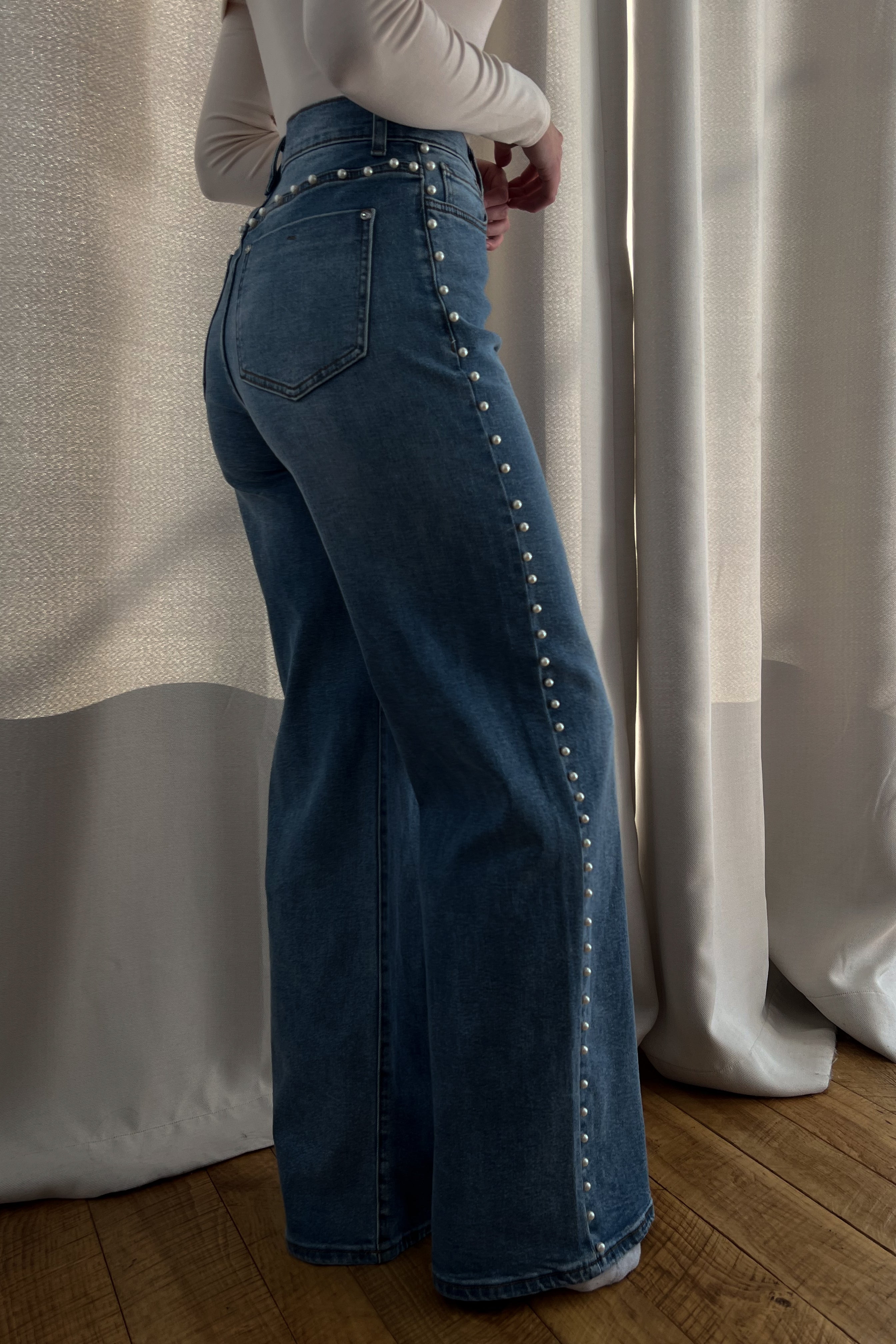 Lina Wide Leg Jeans