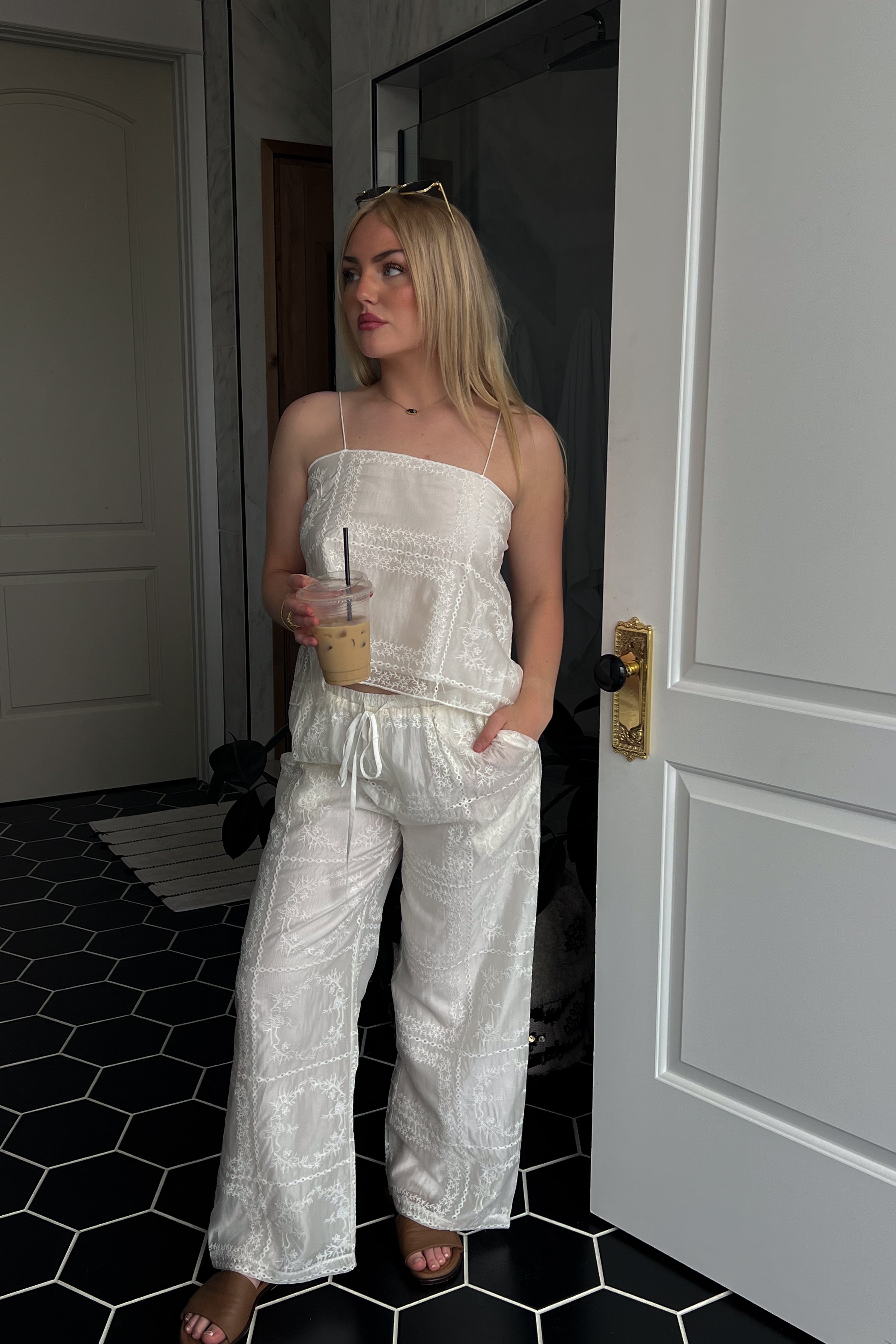 Brae Set Top