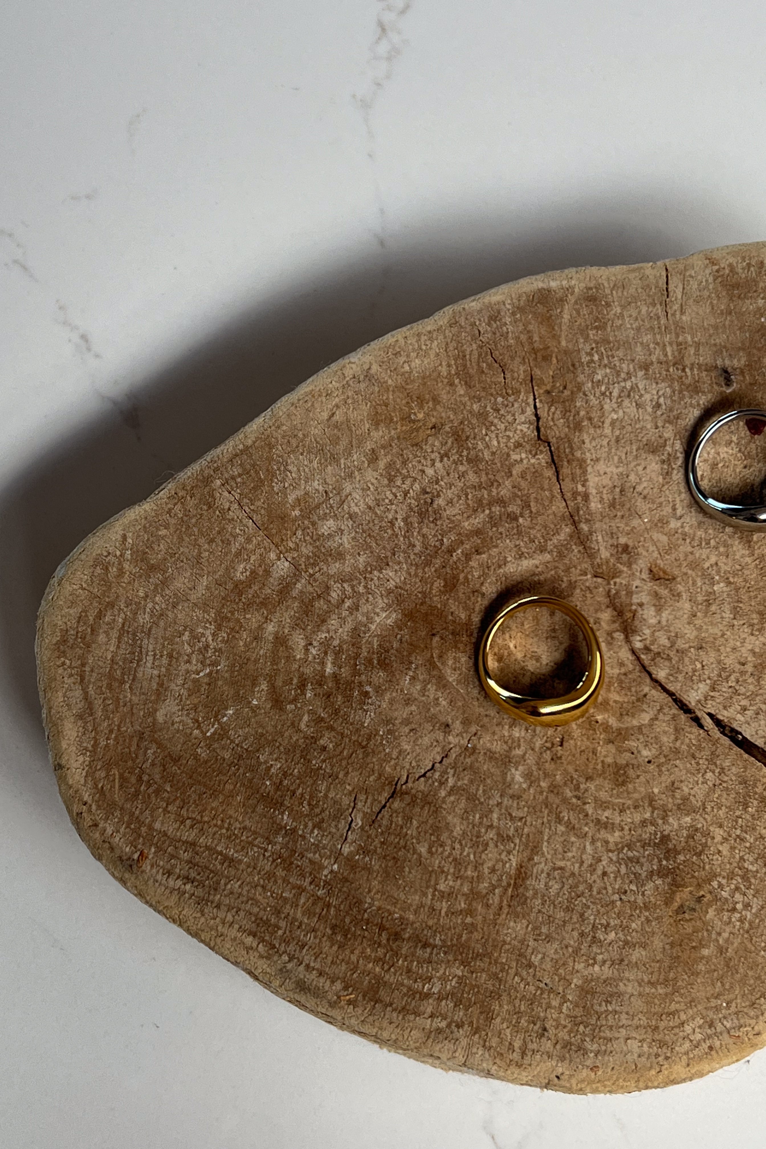 Currents Ring