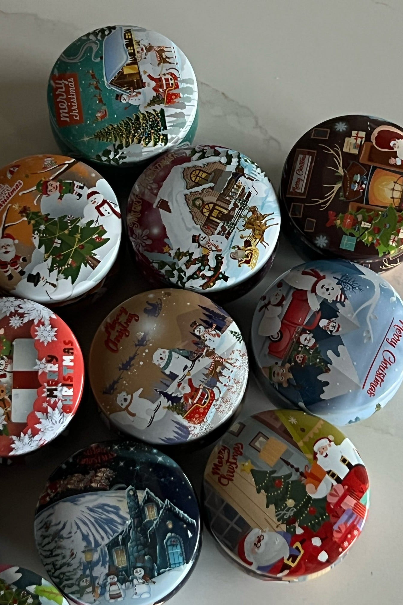 FREE MINI XMAS CANDLE TIN included in every order!!