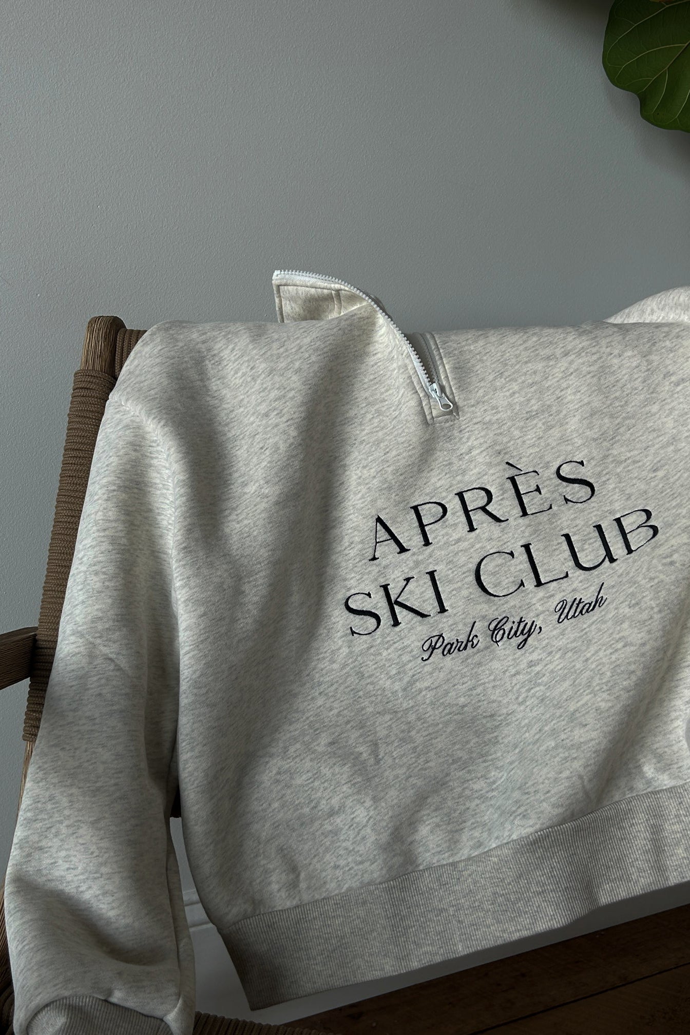 Après Ski Club Quarter Zip Sweatshirt