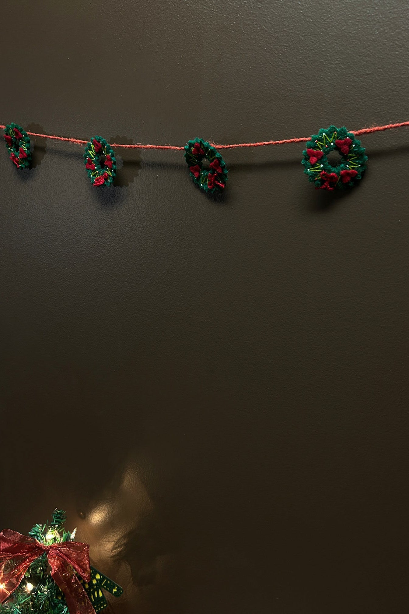 Holiday Wreath Garland