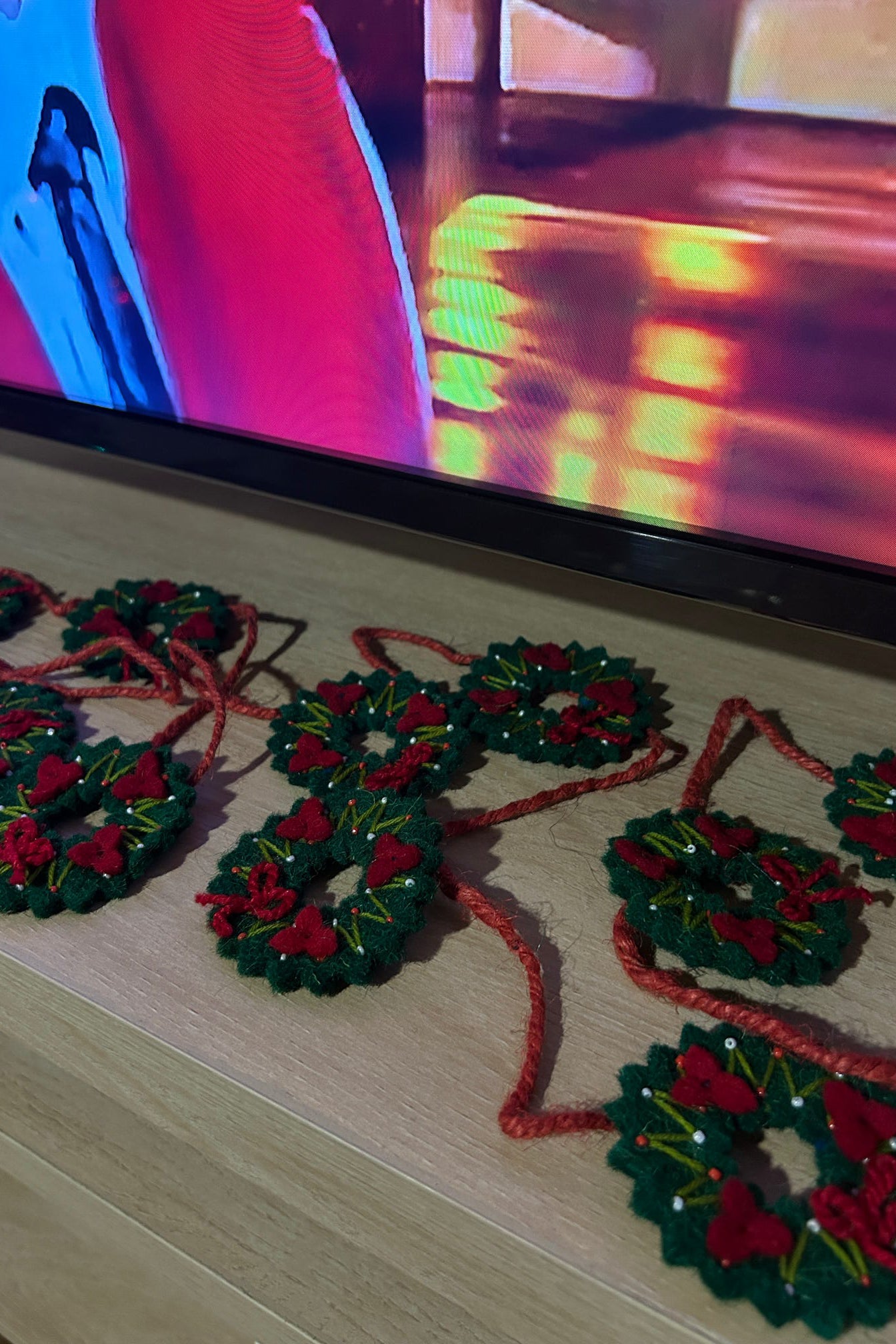 Holiday Wreath Garland