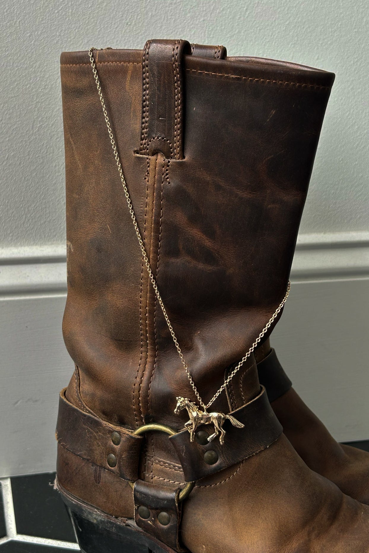 White Horse Necklace