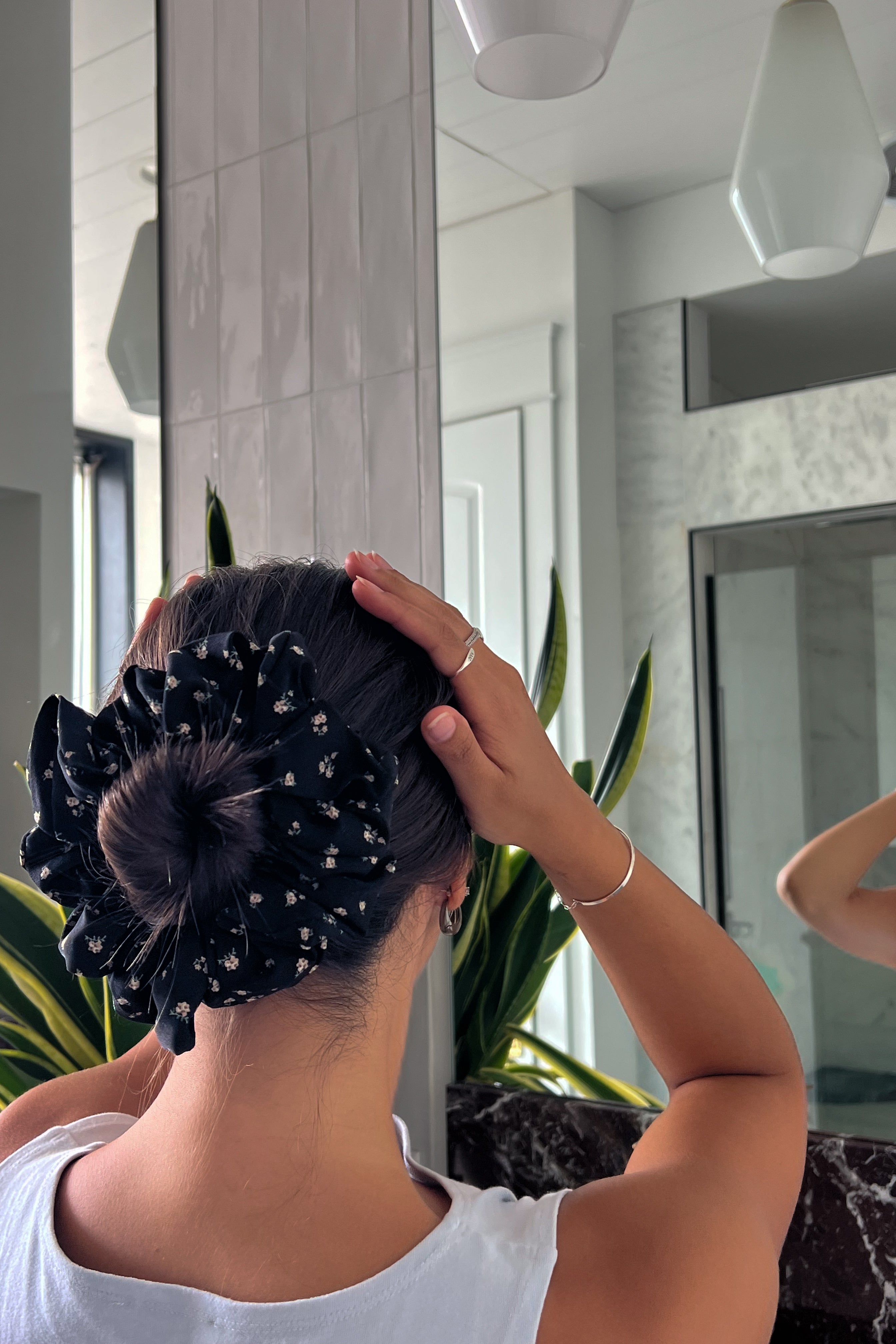 It Girl Scrunchie