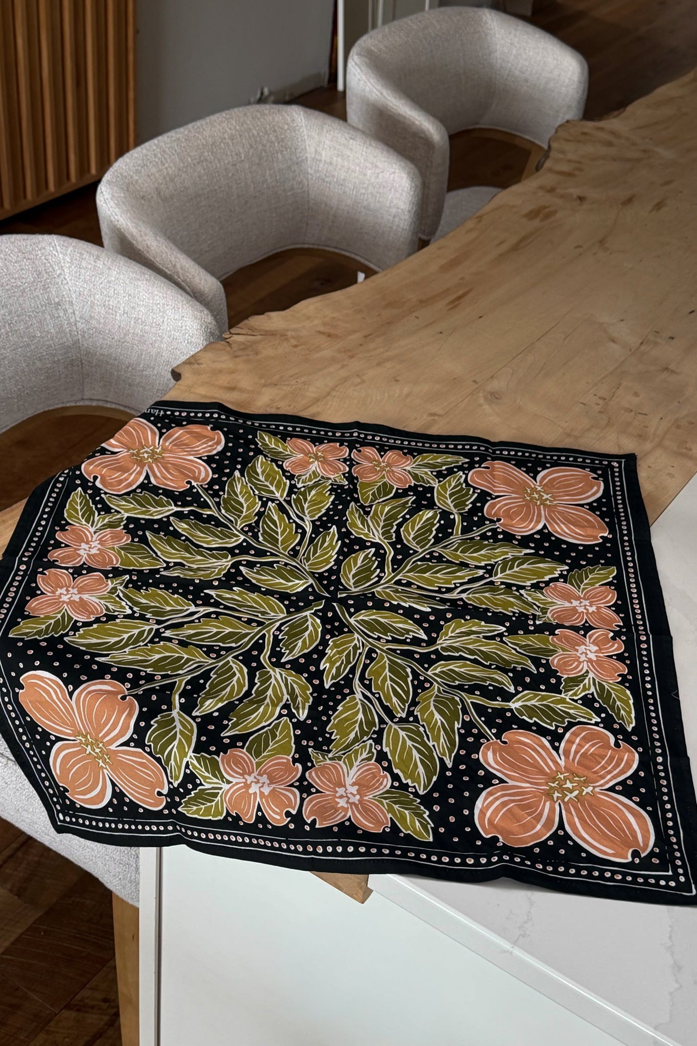 Handker Bandana - 22"