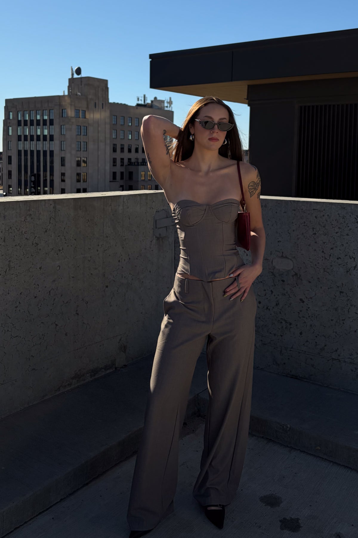 Becomes Her Set Top
