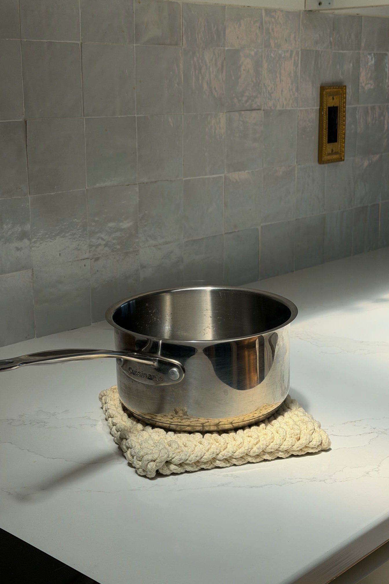Trad Pot Holder
