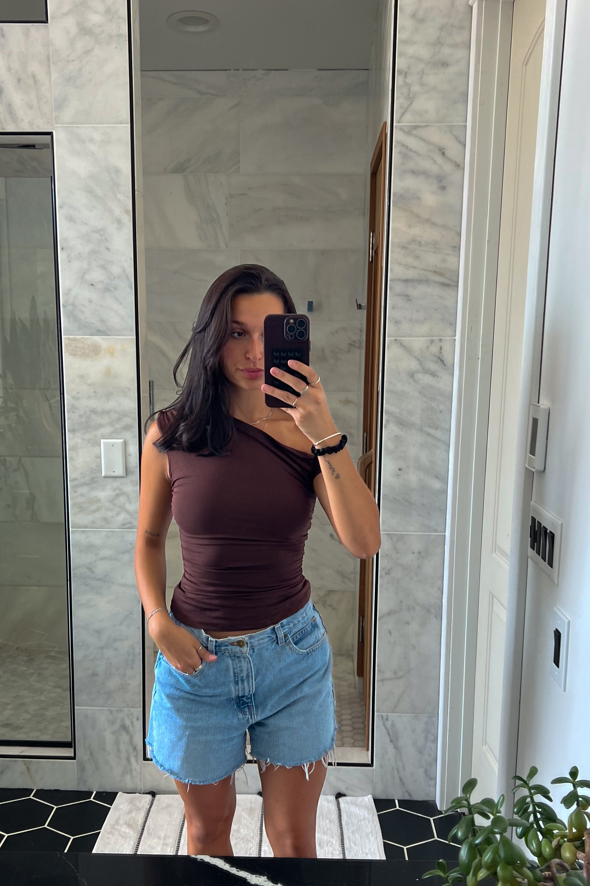 Julianne Top