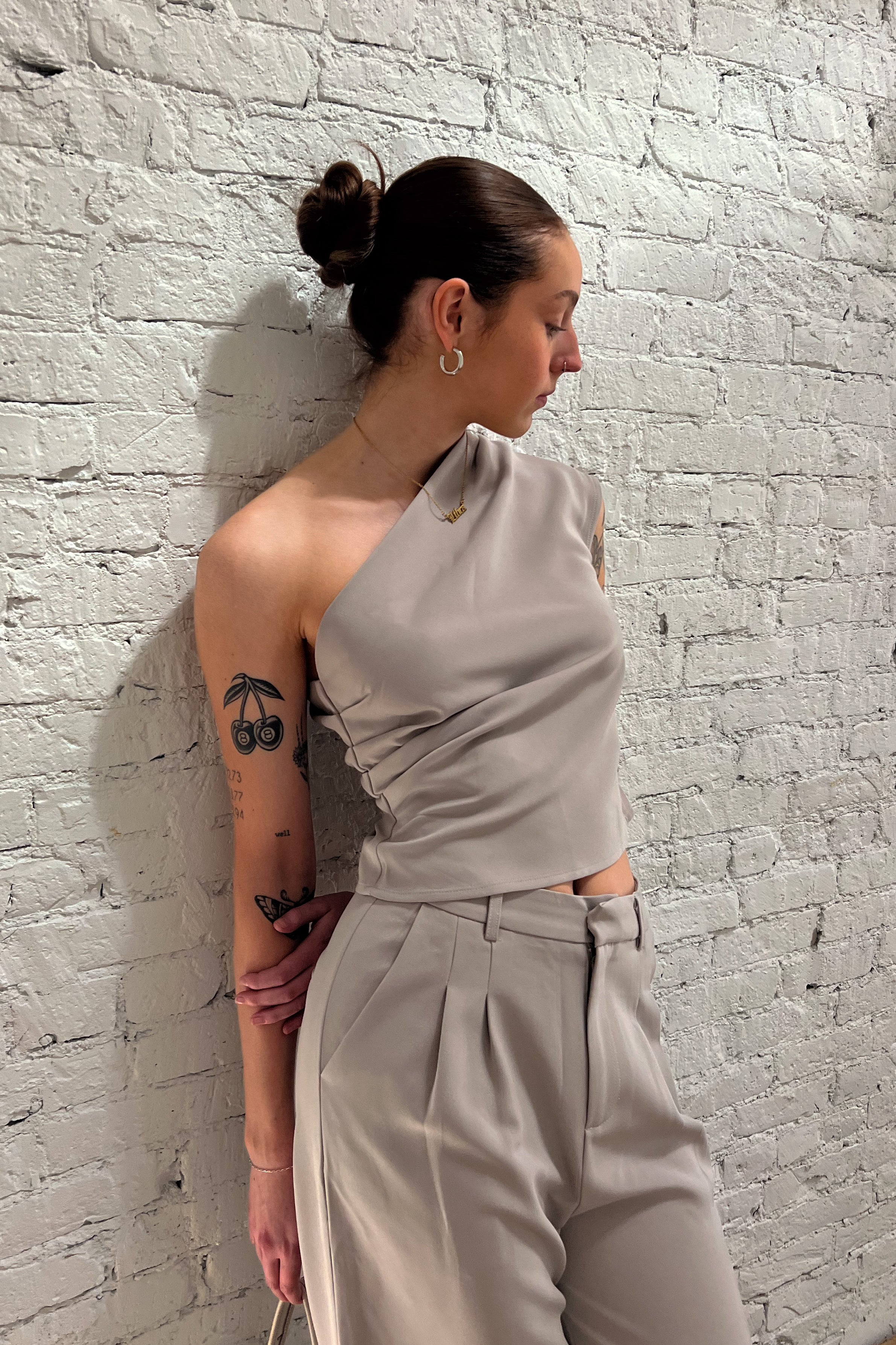 Tailored Set Top