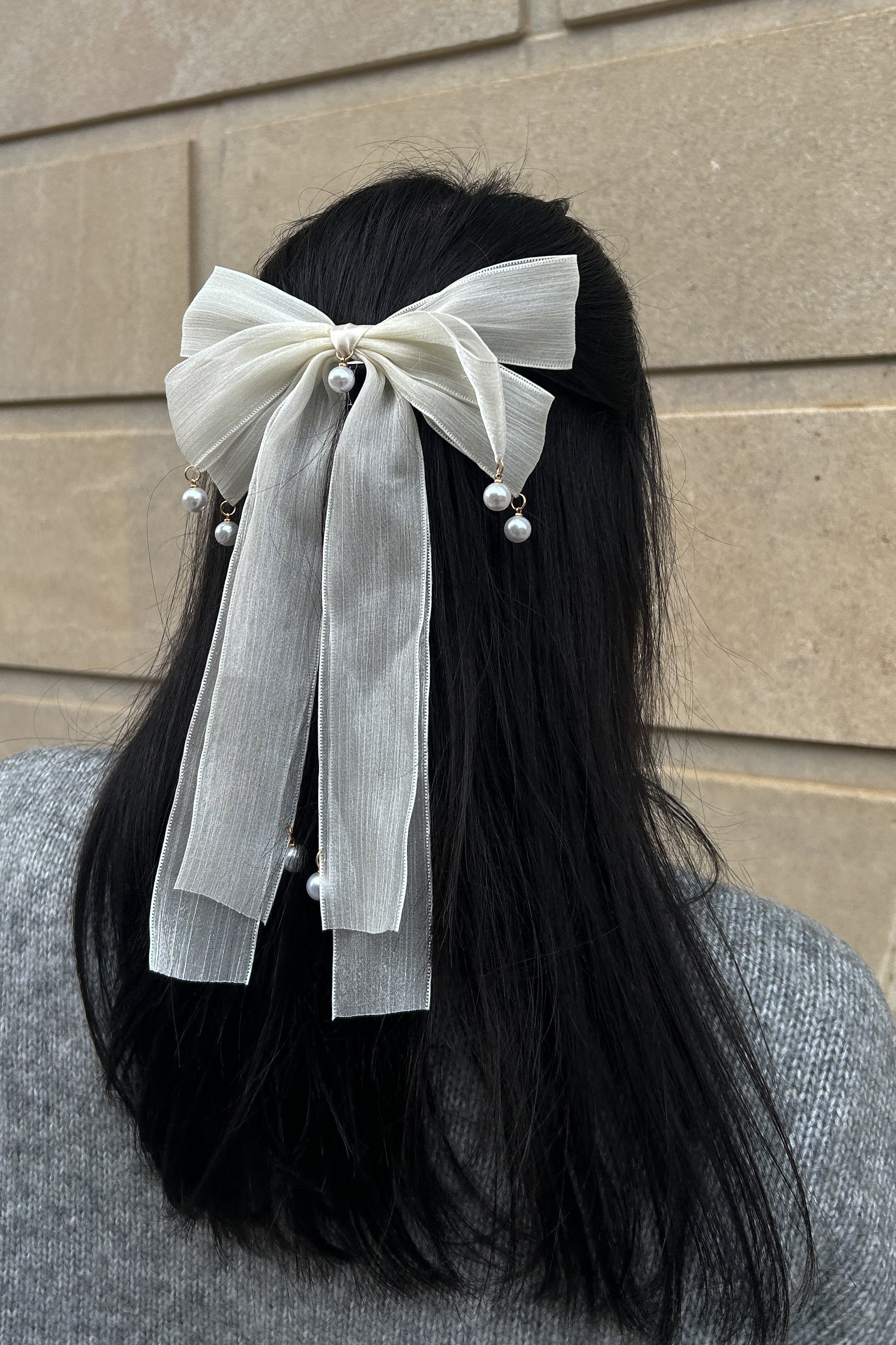 42nd Street Bow Pin